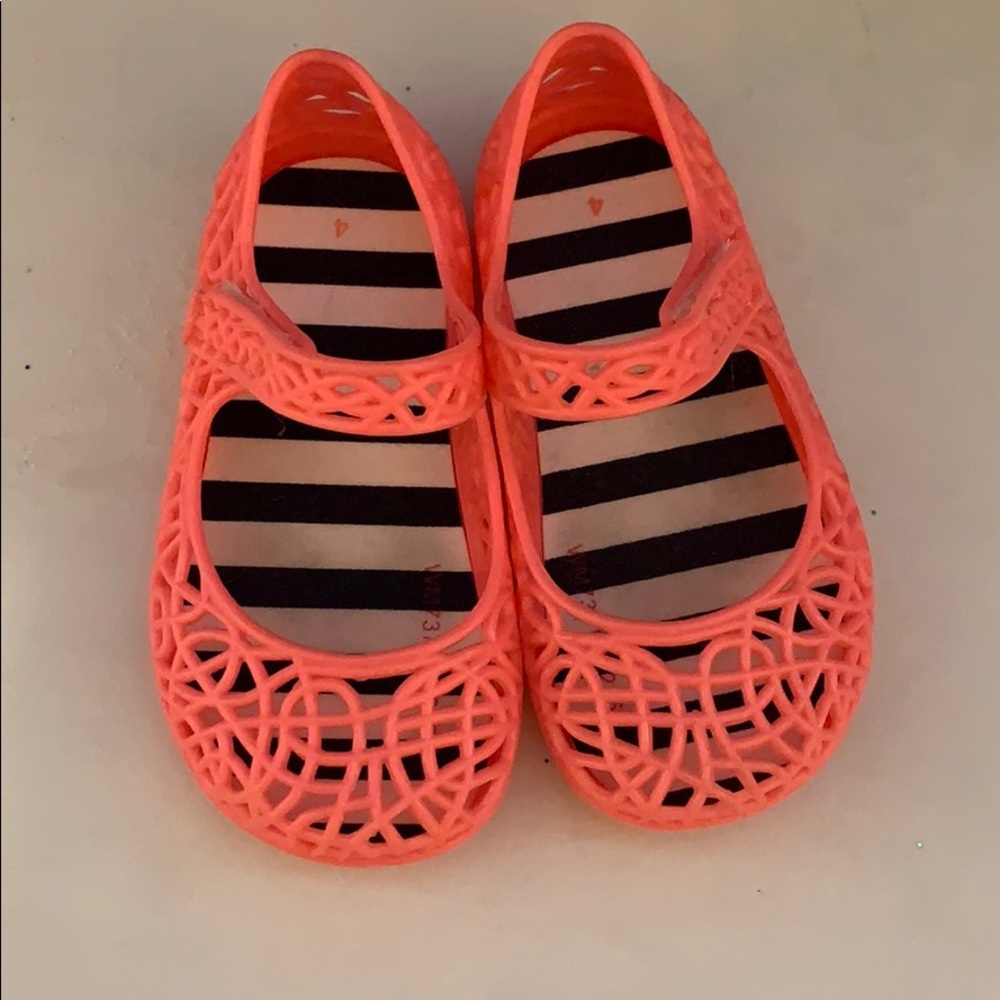 Jelly shoes